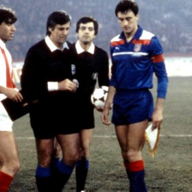 Atletico Madrid 1985-86 Auswärts retro trikot